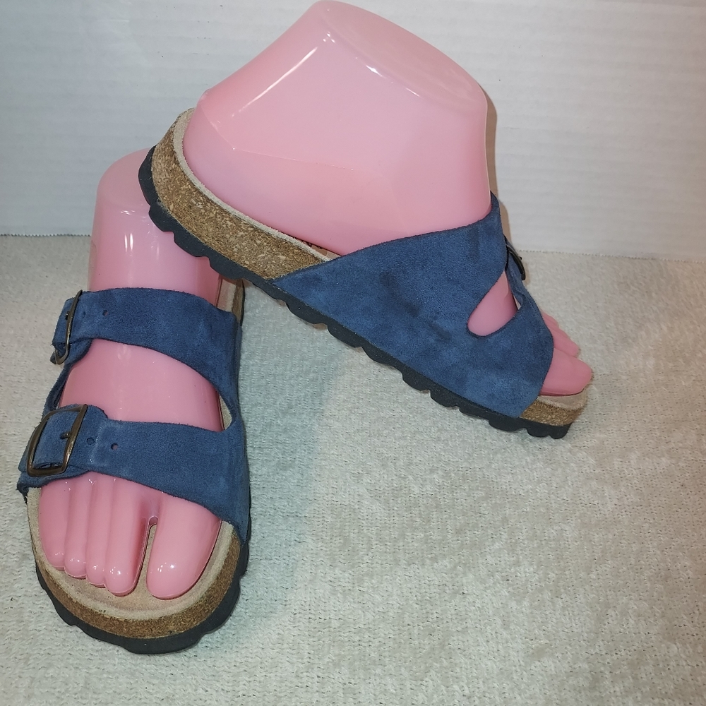 IVAN Navy Blue Suede and cork sandals size 6